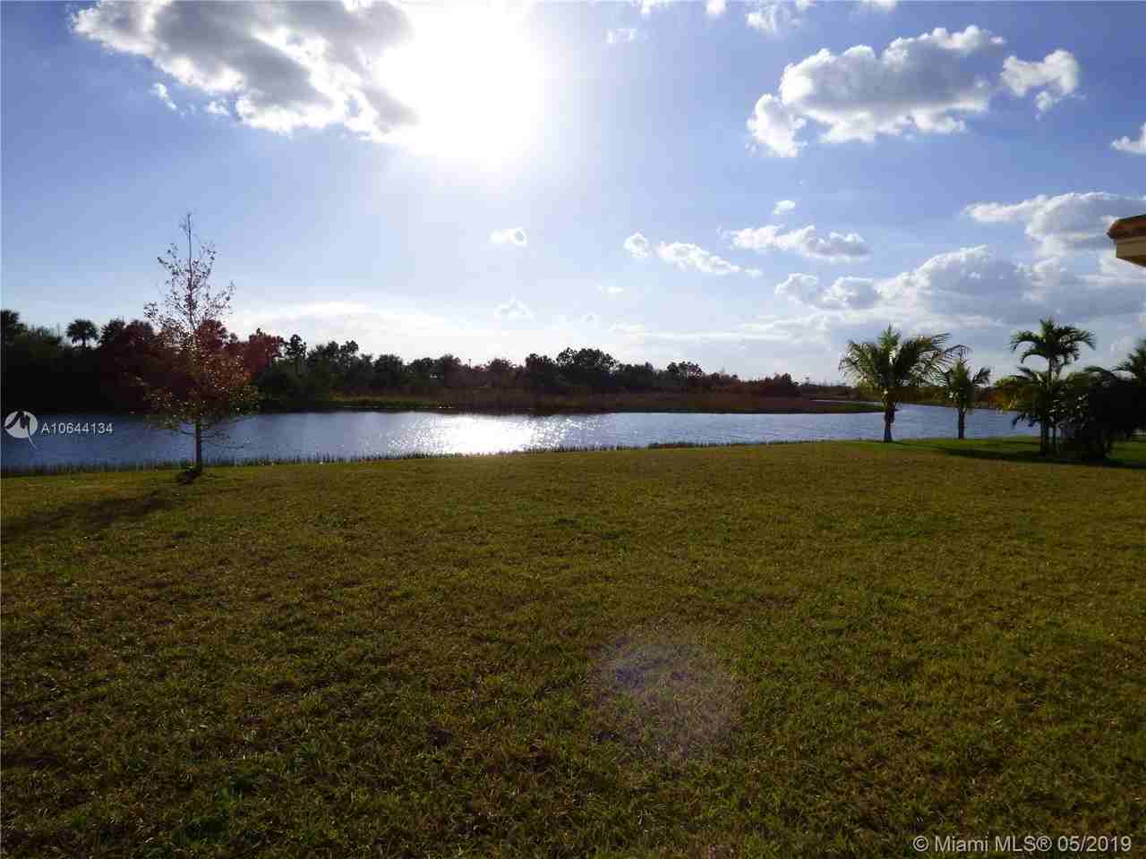12075 Sw Aventino Dr - Photo 3 of 9