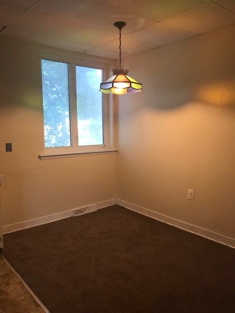 703 West Earl Avenue - Photo 2 of 7