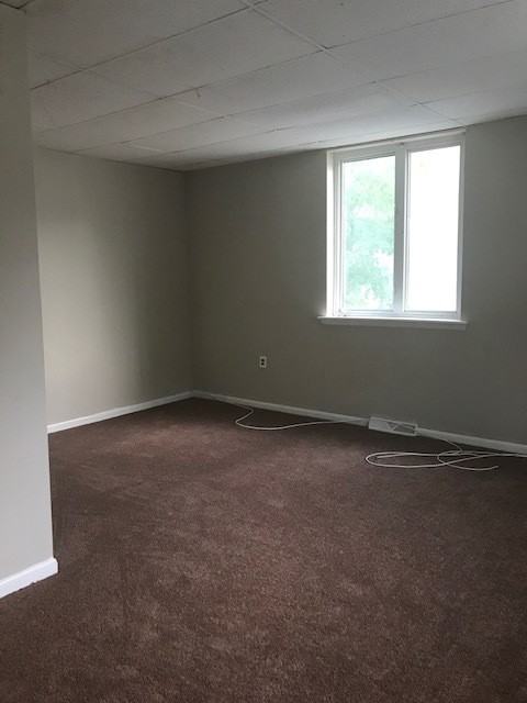 703 West Earl Avenue - Photo 3 of 7
