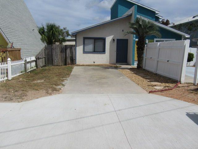 6218A Beach Dr - Photo 2 of 19