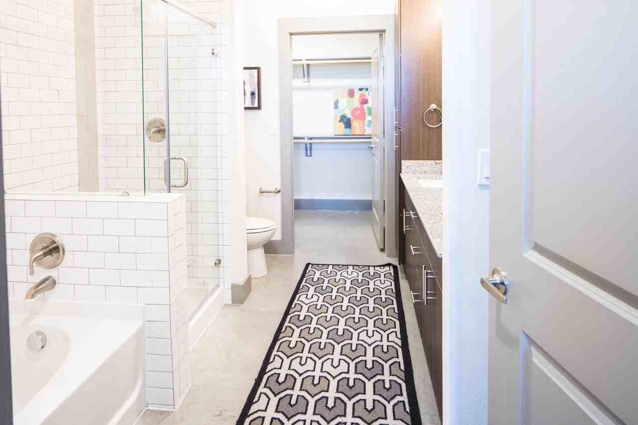 Magnolia At Lakewood - Photo 3 of 18