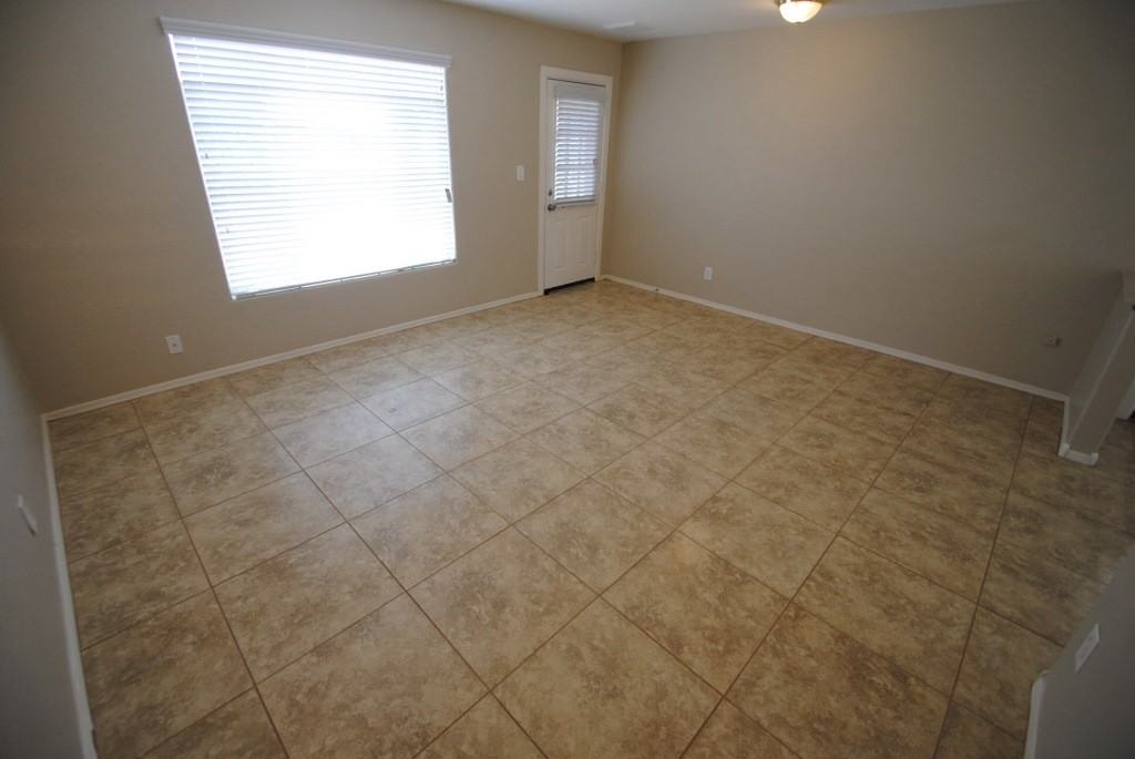 5533 W St John Rd - Photo 3 of 13