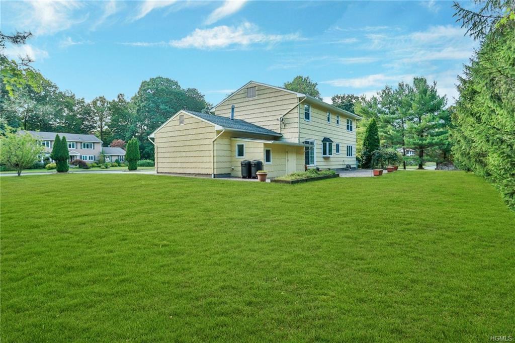 419 White Oak Road - Photo 2 of 34