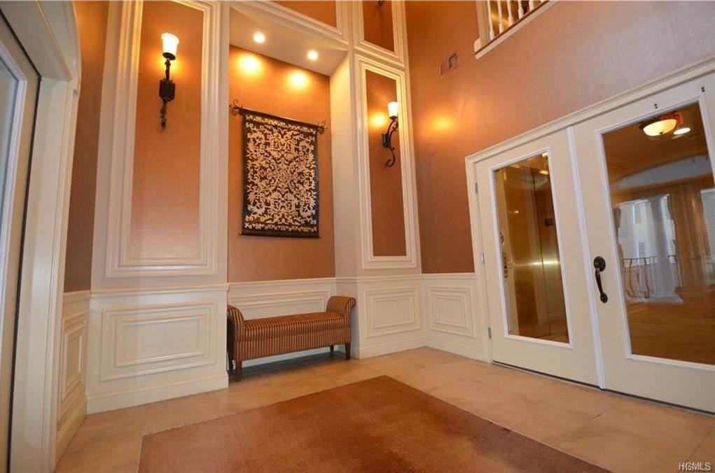 206 Canter Court - Photo 2 of 34