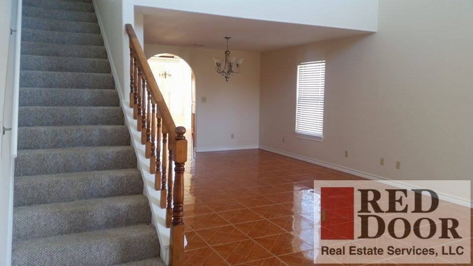 2013 Harvard Avenue - Photo 3 of 10
