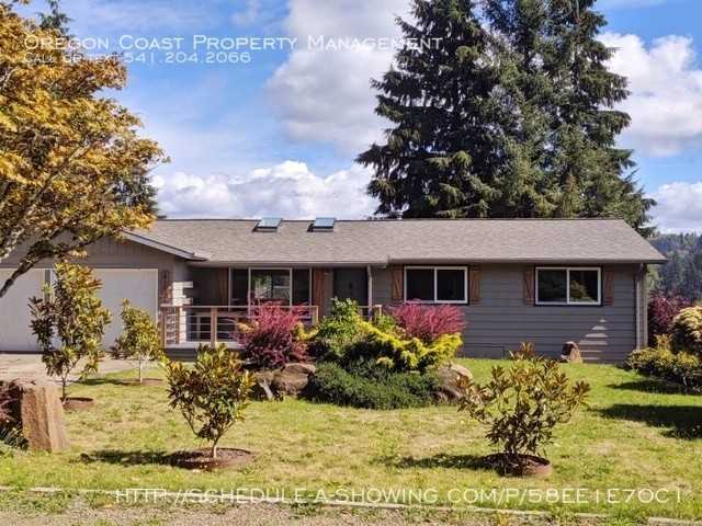 4152 Ne C Ave - Photo 2 of 28