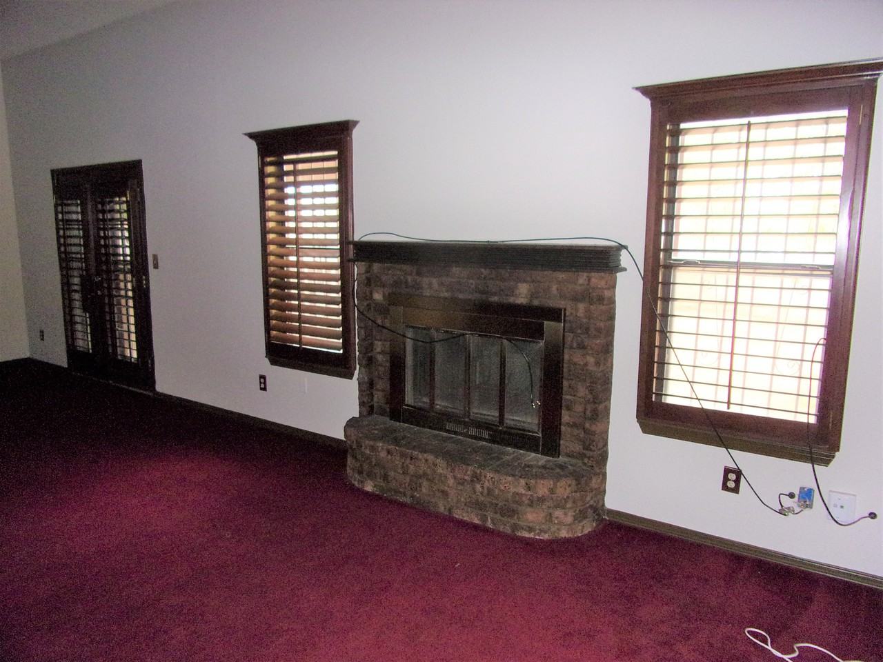 11659 Helen Wynn - Photo 3 of 24