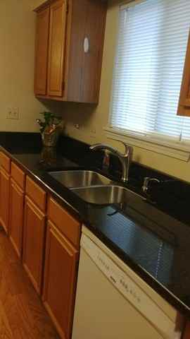 1007 Lakewood - Photo 2 of 12