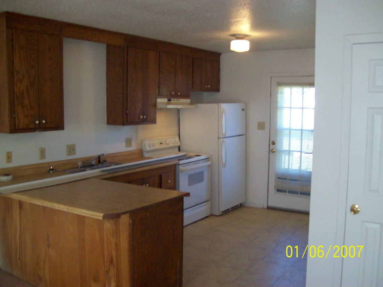 420 Timmy Ln - Photo 3 of 6