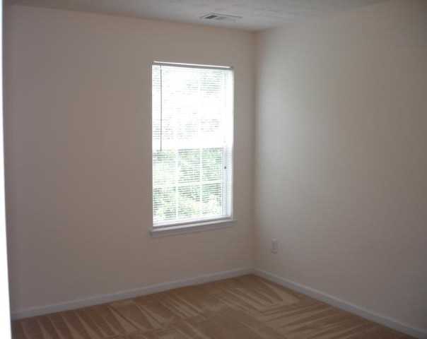 416 Townsend Bnd - Photo 3 of 8