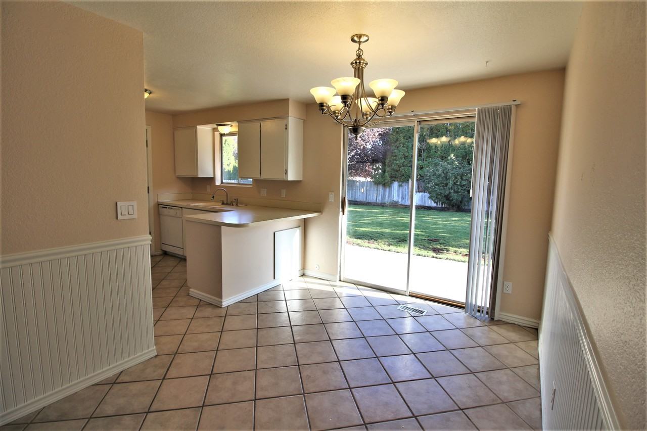 726 S Wickham Fen Way - Photo 2 of 18