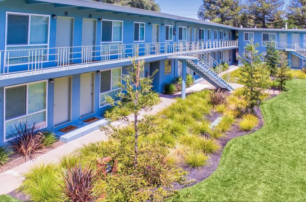 Grant Street Apartments for Rent in Concord, CA 94520 with 2 Floorplans