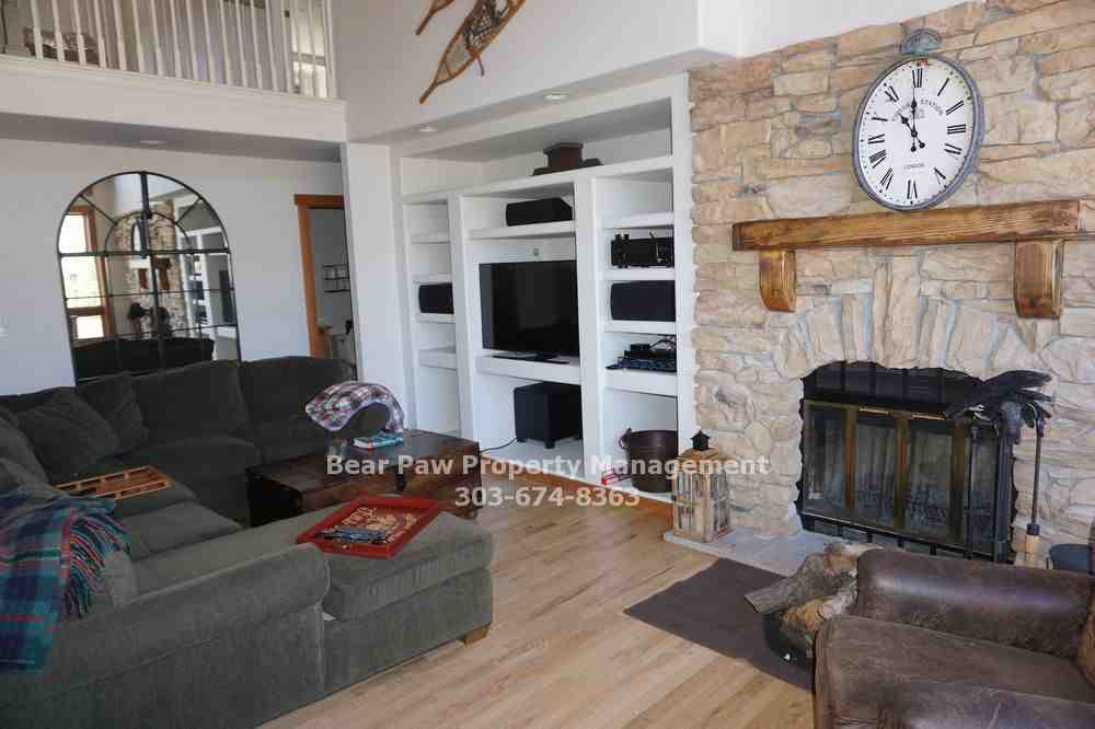 25744 Bristlecone Ct - Photo 3 of 22