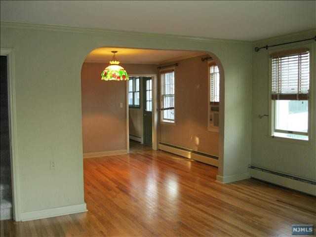 457 Louisa Avenue - Photo 3 of 20