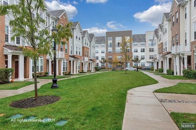 12 Veterans Drive - Photo 2 of 25