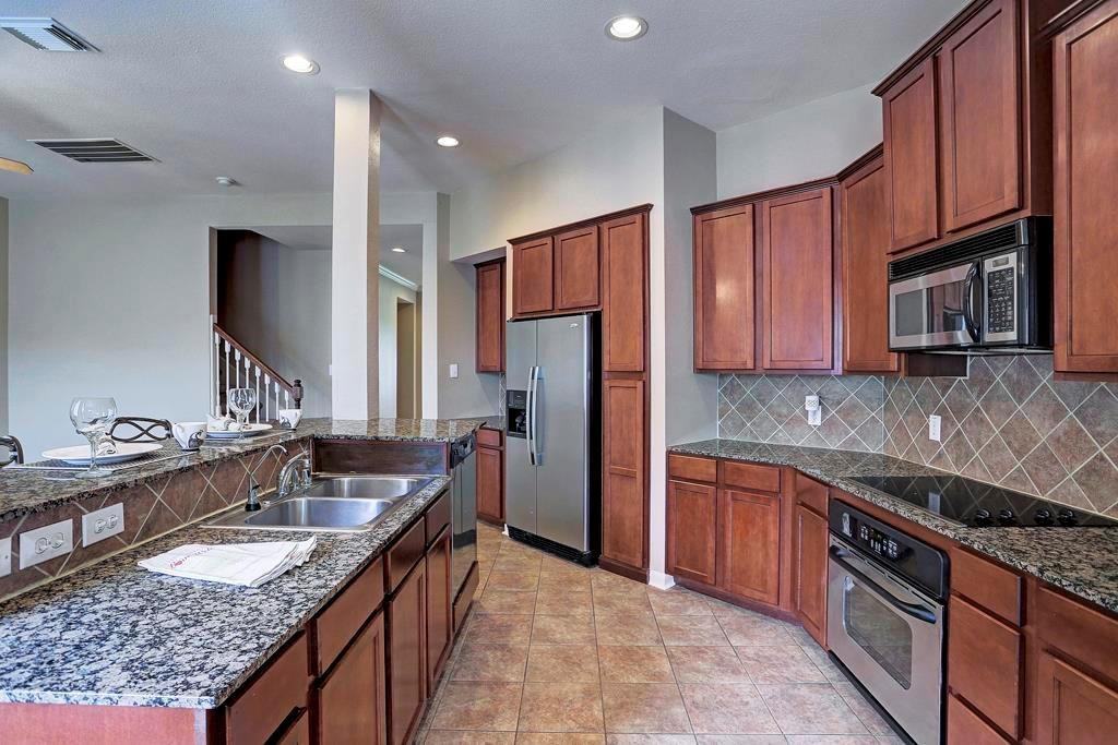 17711 Briar Arbor - Photo 2 of 14