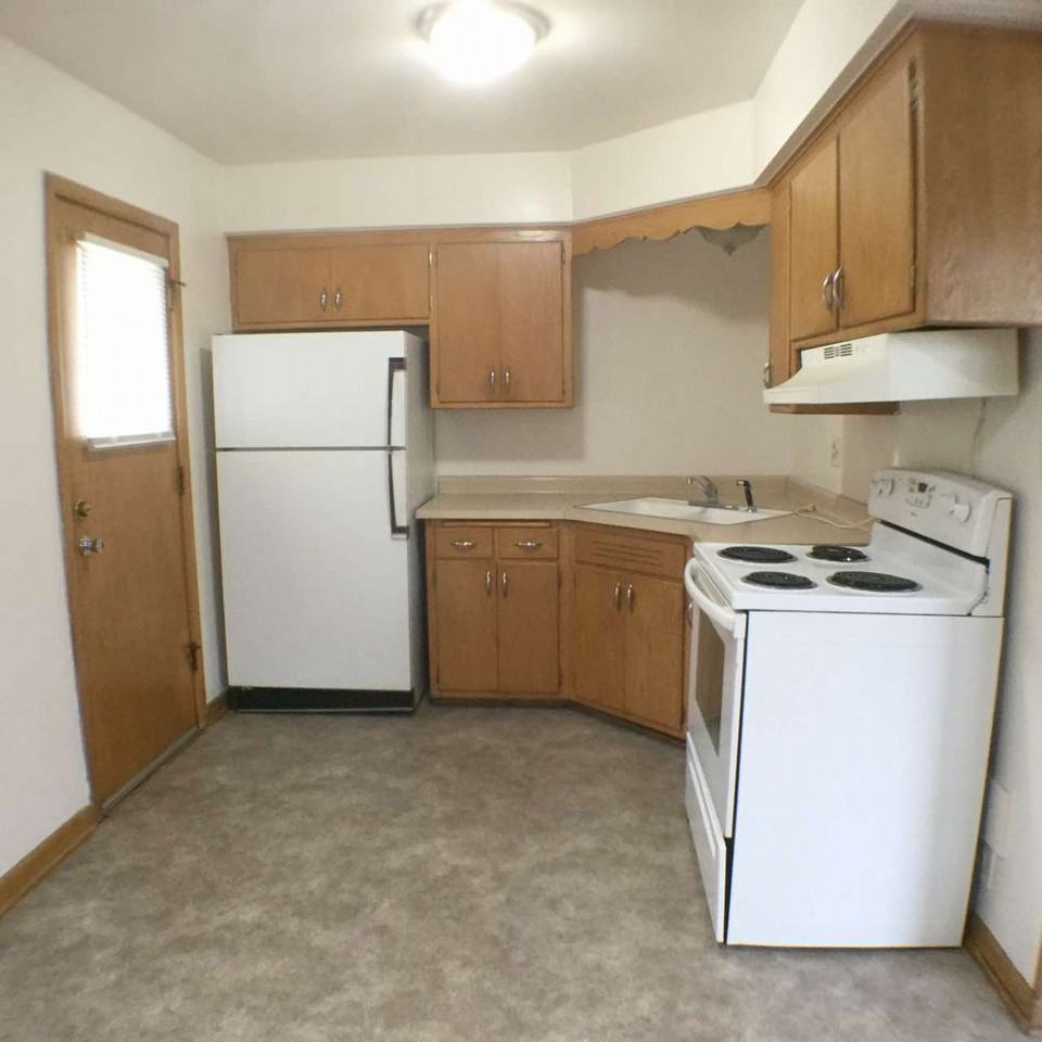 7707 West Morgan Avenue - Photo 3 of 6