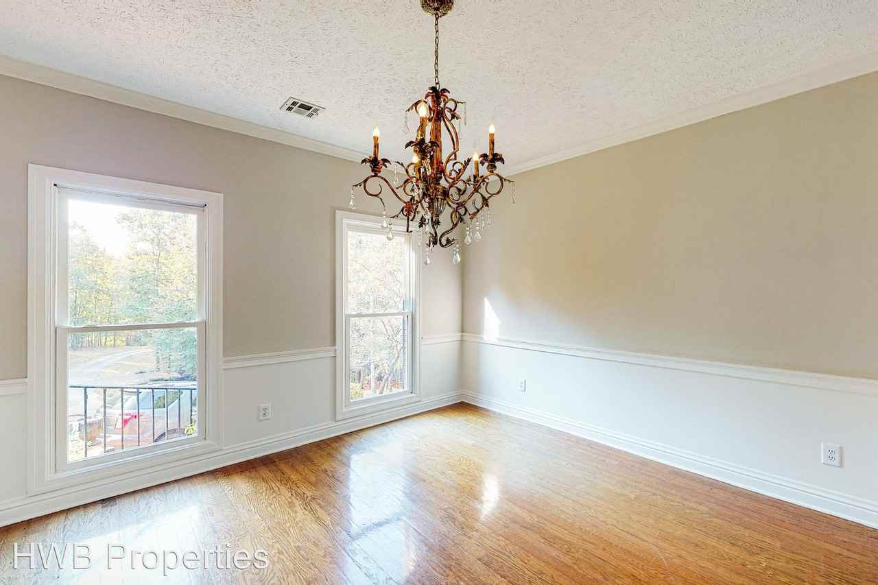 1635 Harrogate Springs Road - Photo 3 of 31