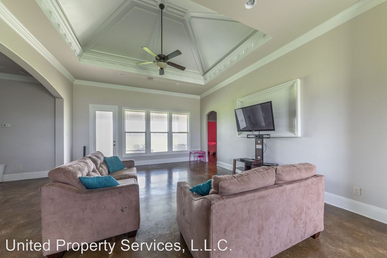 161 Critter Creek - Photo 3 of 15