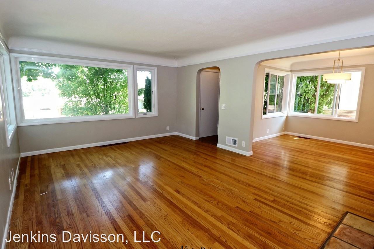 4124 Se Ash Street - Photo 2 of 29