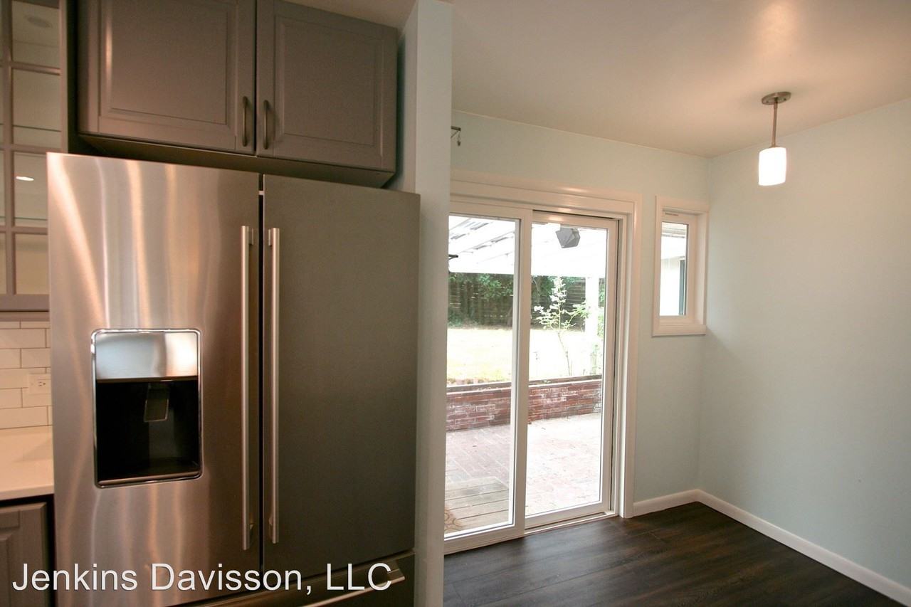 4124 Se Ash Street - Photo 3 of 29