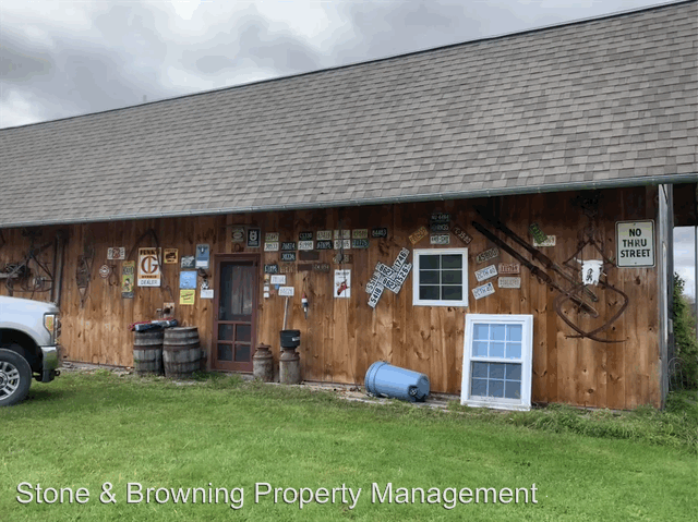 1000 Upper Road - Photo 2 of 16