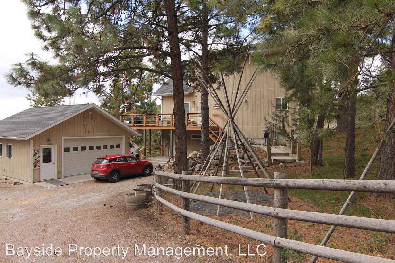 39783 Kings Point Rd - Photo 2 of 13