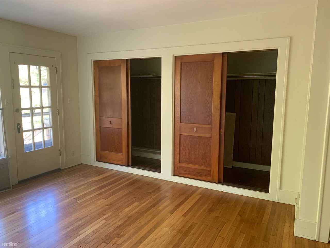 532 Adams Ave - Photo 2 of 12