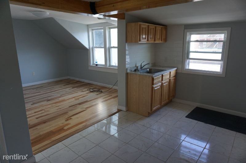11 Ellsworth St 2 - Photo 3 of 10