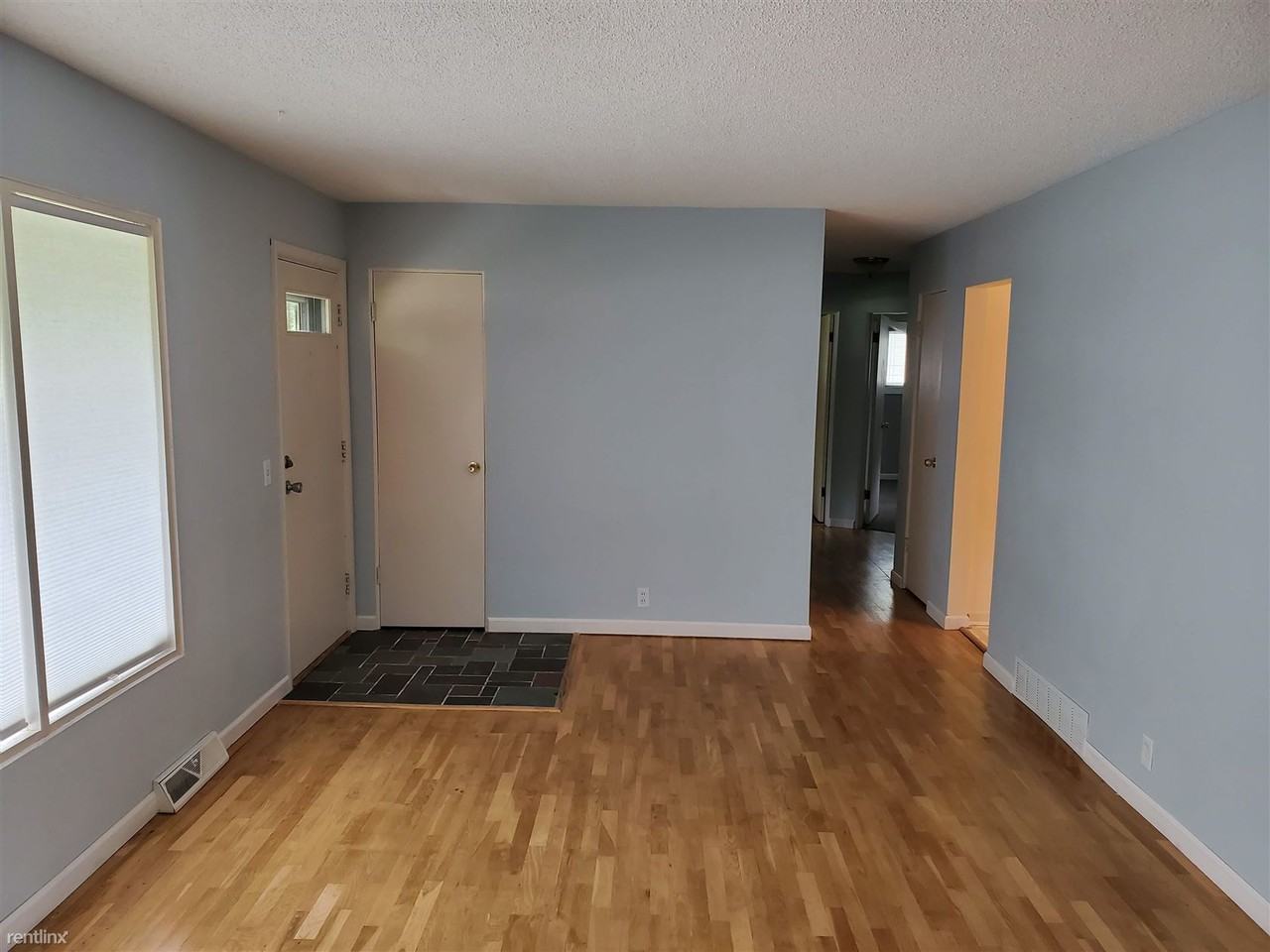 736 Moulton Ave - Photo 2 of 23