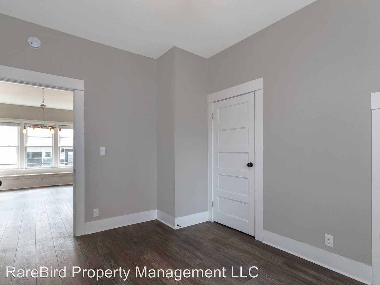 5532 N Haight Ave. - Photo 2 of 24