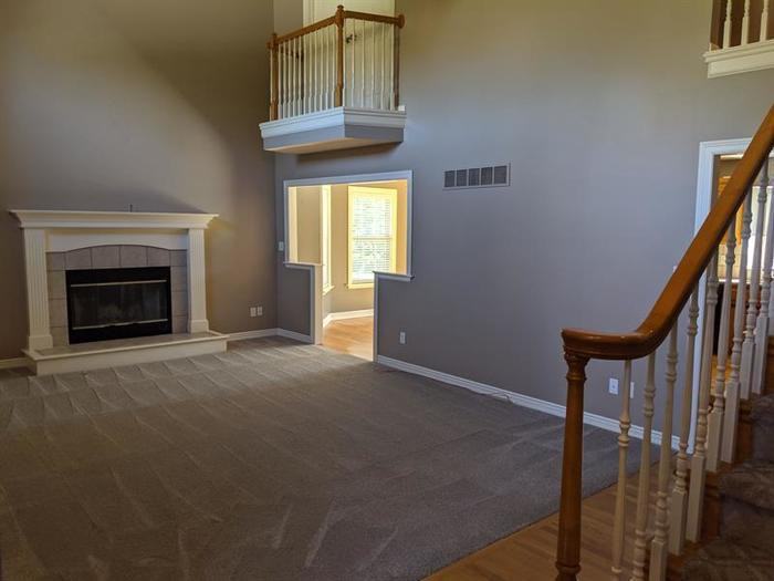 4145 Southwest Flintrock Drive - Photo 2 of 16