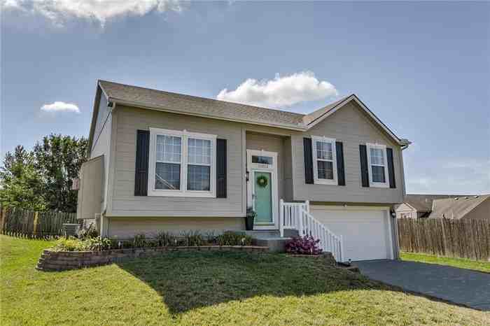 11023 North Ditman Court - Photo 2 of 25