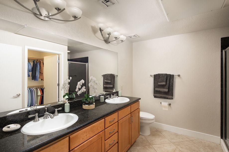 Camden Sotelo - Photo 5 of 38