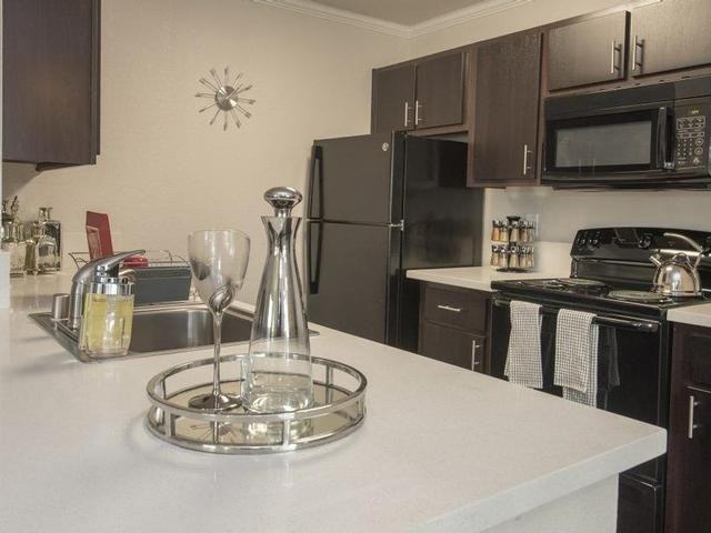 574 Button Ave - Photo 7 of 37