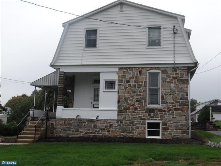 1909 Elizabeth Avenue #1st Floor - Photo 2 of 10