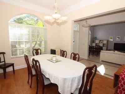 10052 Oakside Ct - Photo 2 of 5