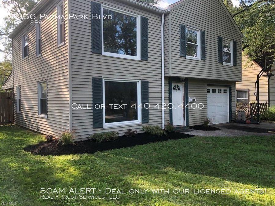 7366 Parma Park Blvd - Photo 2 of 27