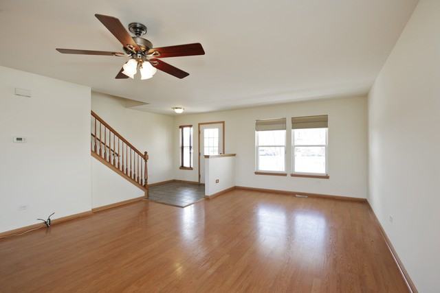 1094 Pattee - Photo 2 of 15