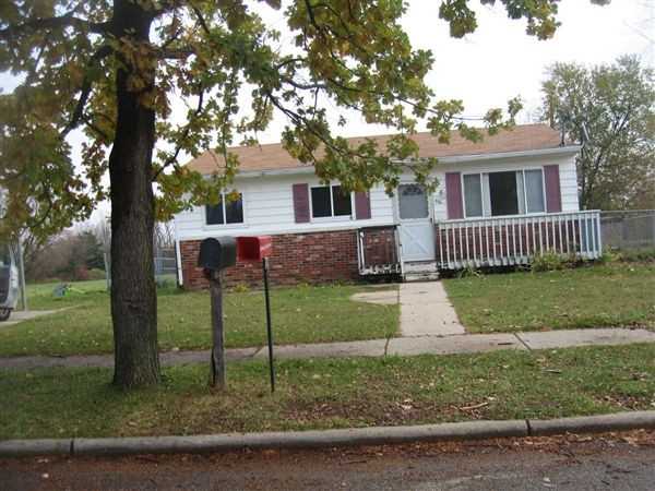 3401 Braeburn Dr - Photo 2 of 10