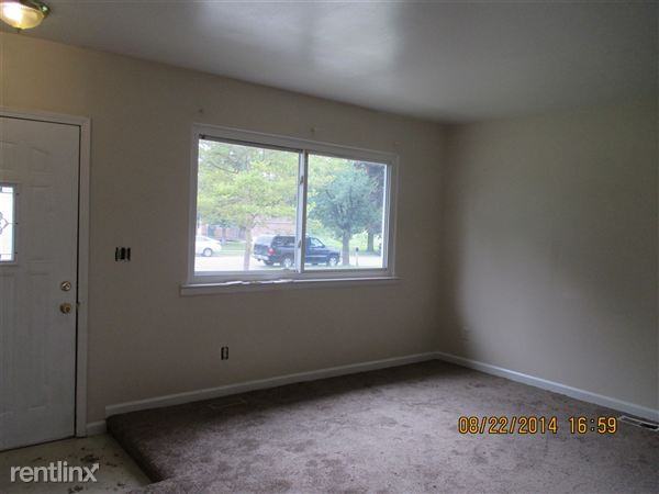 3413 Braeburn Dr - Photo 2 of 13