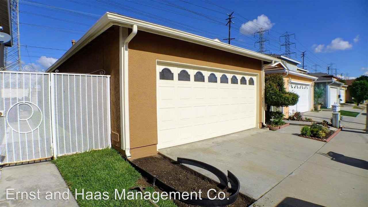 207 Orleans Way - Photo 2 of 22