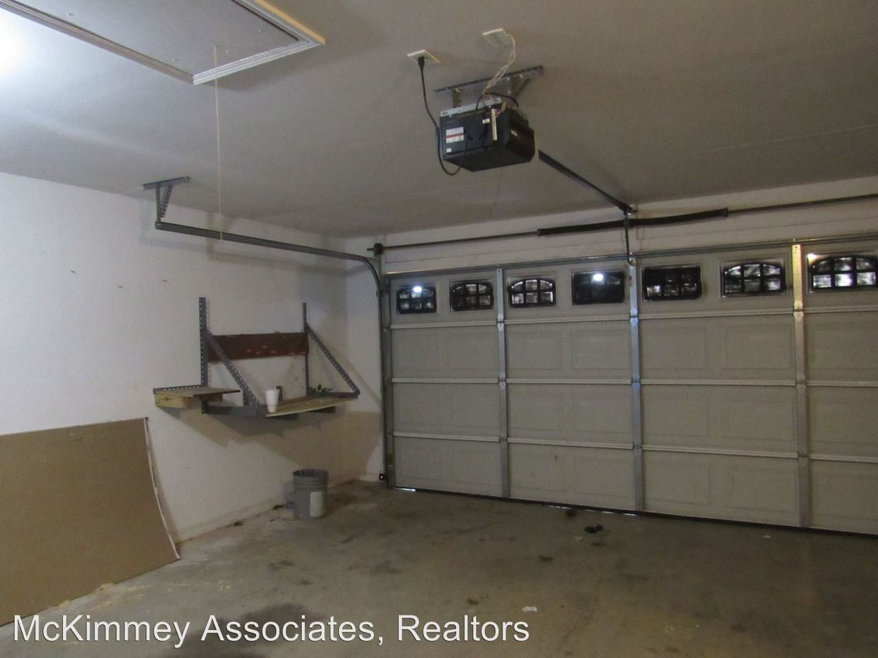 103 Lake Court - Photo 2 of 21