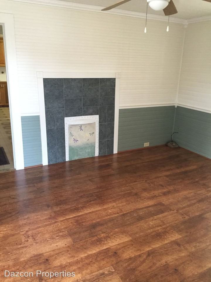 524 North Church St - Photo 3 of 9