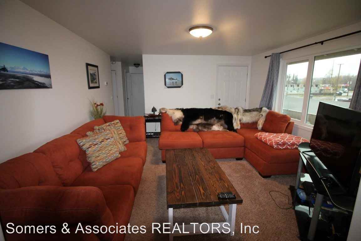 4083/4085 Iris Ln. - Photo 3 of 19