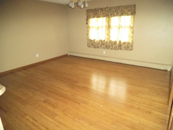 218 Rome Ave - Photo 3 of 13