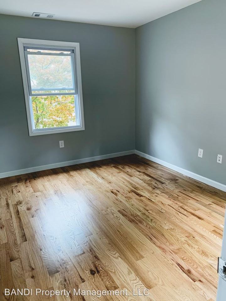 55 Thorne Place - Photo 2 of 12