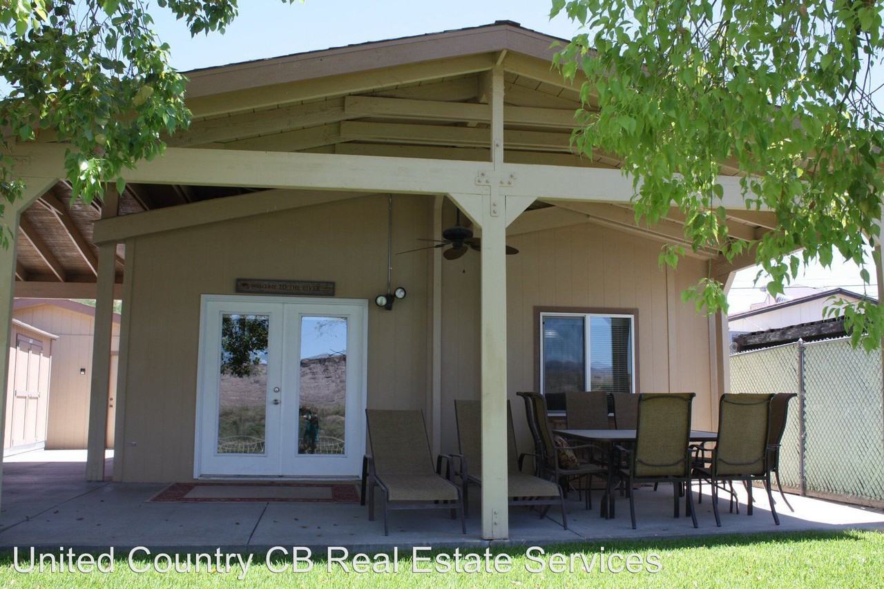 484 Riverfront Drive - Photo 2 of 23