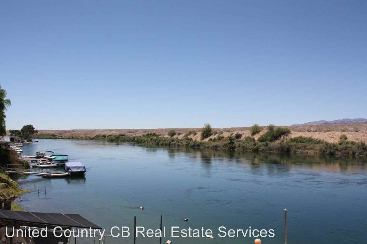 484 Riverfront Drive - Photo 3 of 23