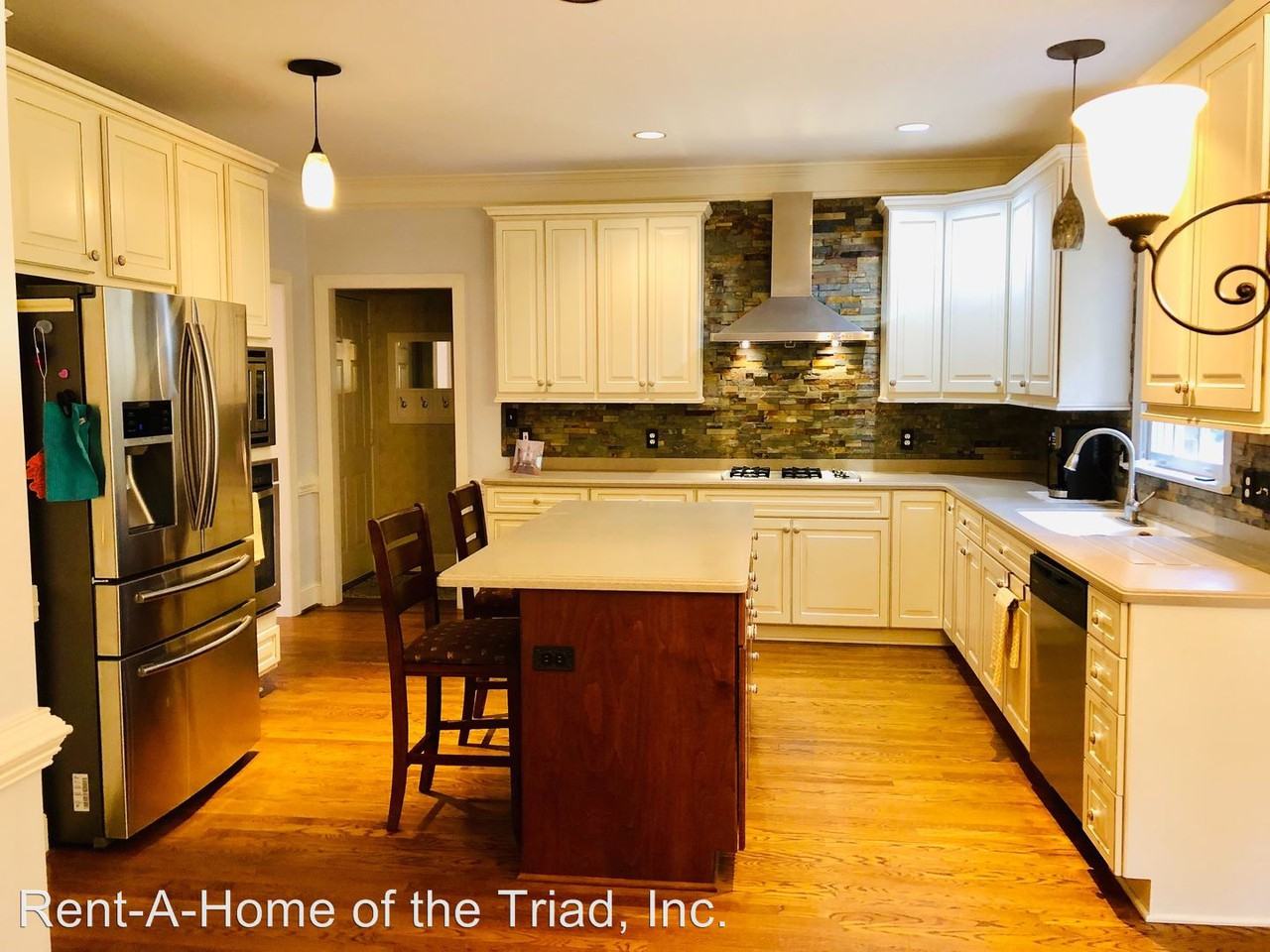 5923 Tarleton Drive - Photo 3 of 37